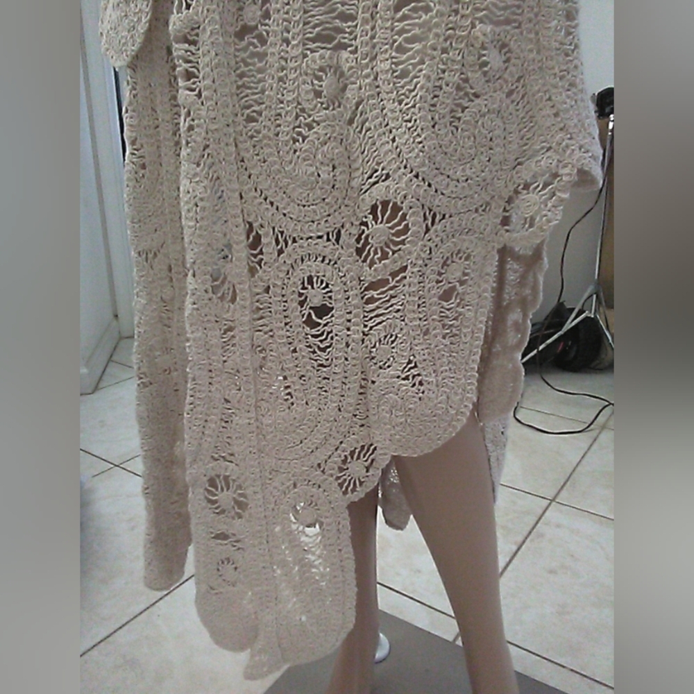 BNWOT AMZ. HANDMADE CROCHET SKIRT/TOP SET (3 WAYS SKIRT) CREAM SEE Measurements - Picture 15 of 16